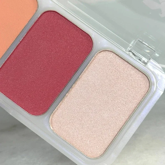 3 FOR $15 Cheek Palette - Picture 3 of 4